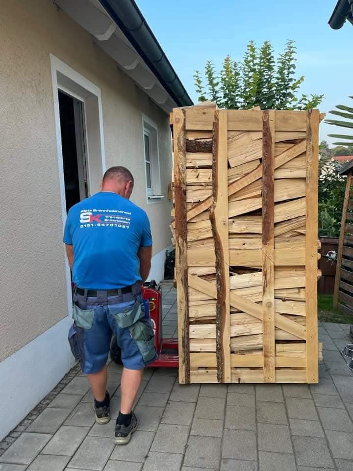 Premium Buchenholz 20 RM – Kammergetrocknetes Brennholz