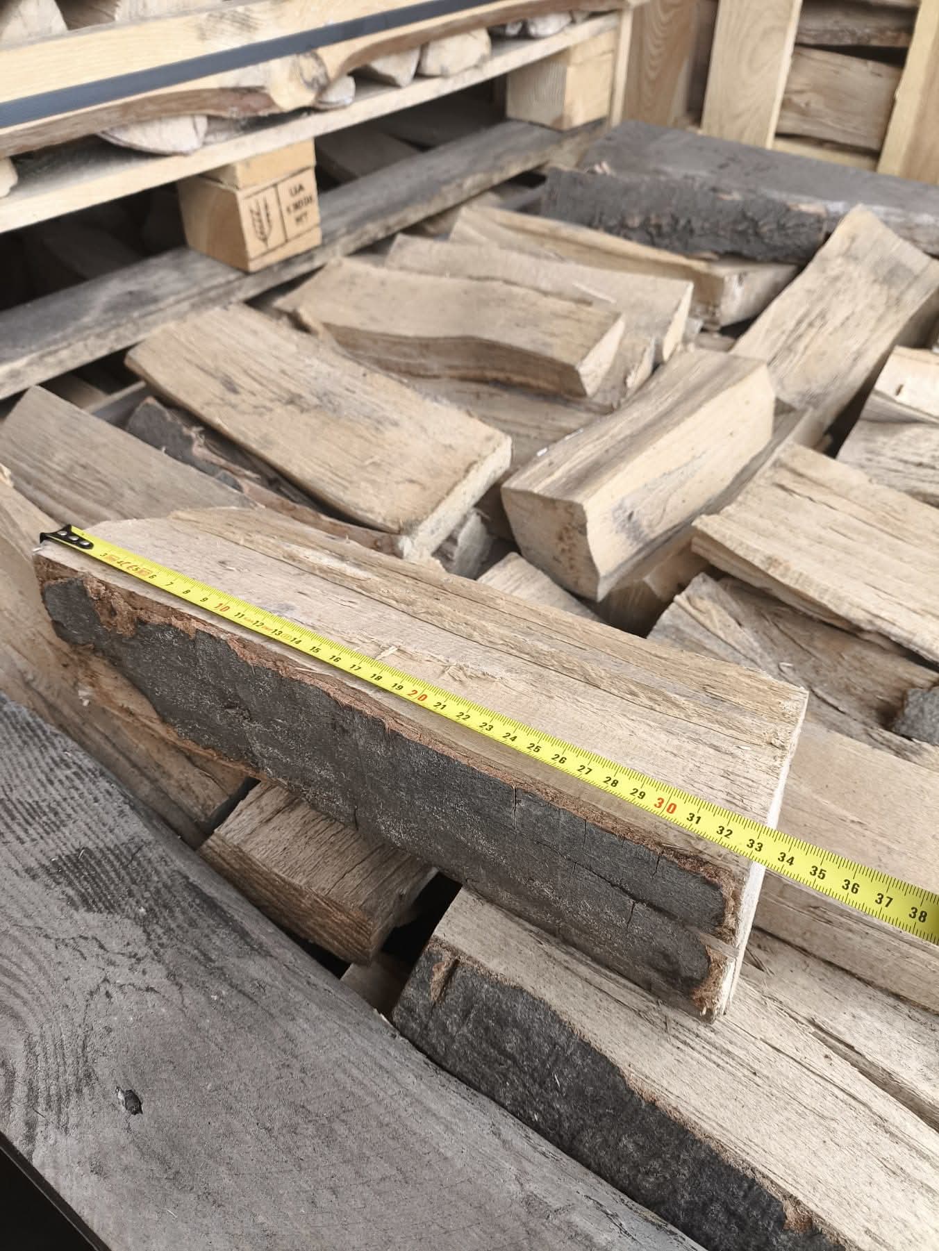 Premium Buchenholz 44 RM – Kammergetrocknetes Brennholz